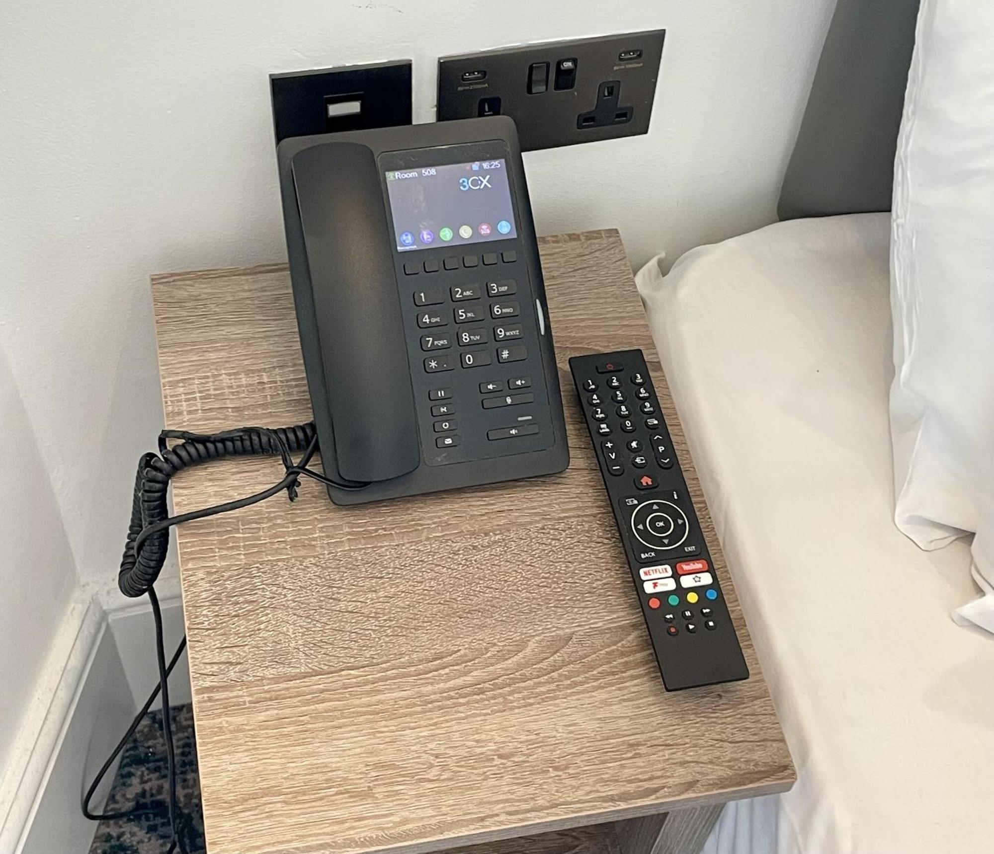 The Chapter Hotels - The J Hyde Park London Room photo